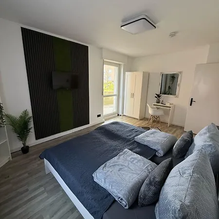 Schoene In Ruhiger Lage Ii *