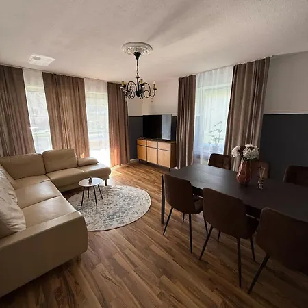 Schoene In Ruhiger Lage Ii Appartement *