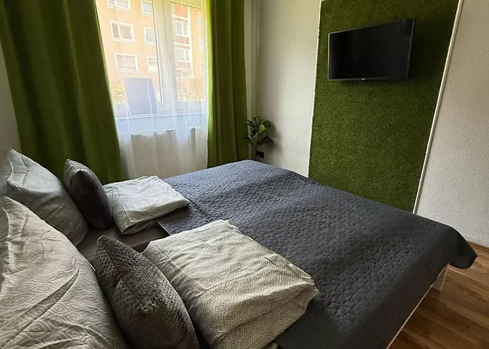 Schoene In Ruhiger Lage Ii コブレンツ