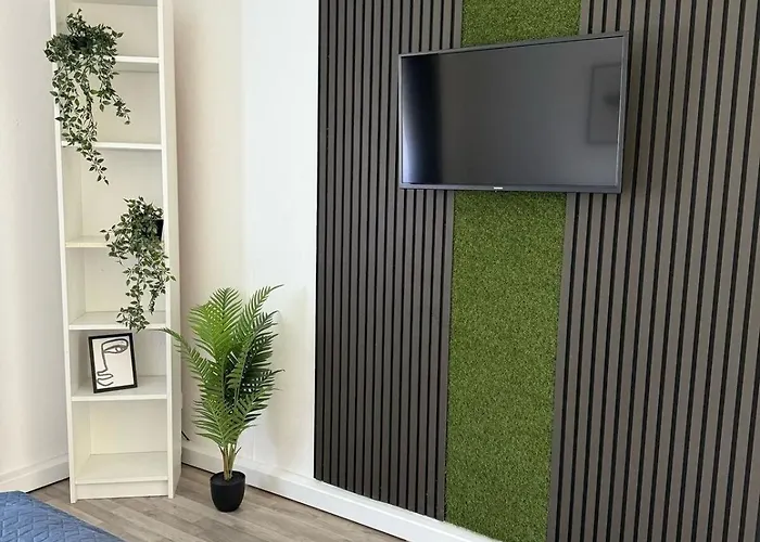 Schoene In Ruhiger Lage Ii Apartamento